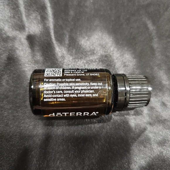 FREE Guaiacwood Doterra Essential Oil 15 ml NEW with purchase of Salt Sc… - Picture 4 of 7